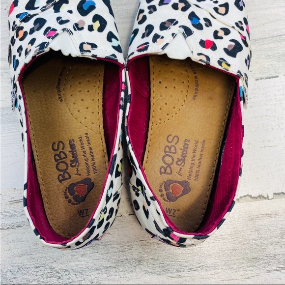 Colorful leopard/cheetah shoes - Picture 3 of 3